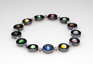 Multi-Color Cat's Eye Magnetic Stretch Bracelet