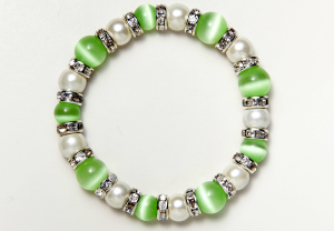 White and Light Green Cat's Eye Magnetic Stretch Bracelet