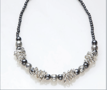 Chain Link Magnetic Beaded Necklace