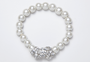 White Magnetic Stretch Bracelet with 7 Crystal Rondelles